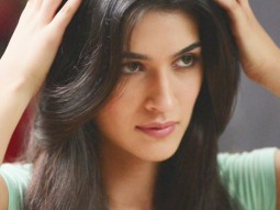 Making Of ‘Parachute Oil’ With Kriti Sanon