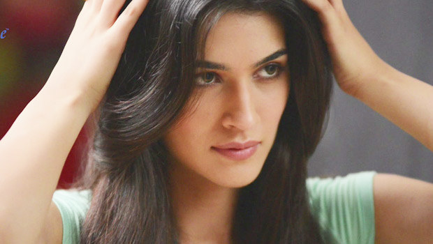 Making Of ‘Parachute Oil’ With Kriti Sanon