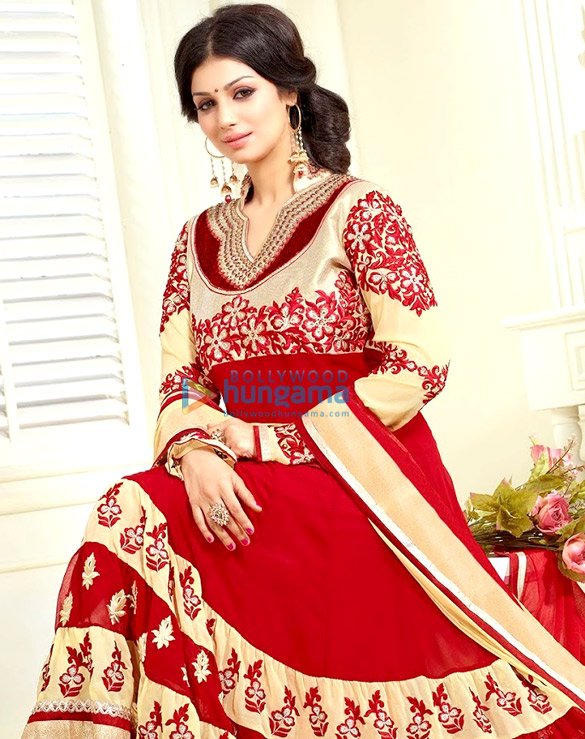 ayesha takia azmi 52