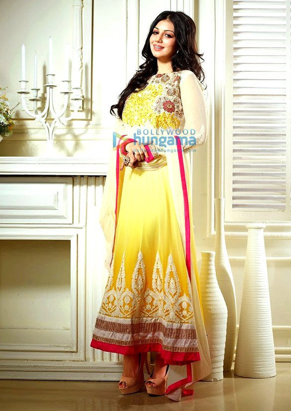 ayesha takia azmi 61