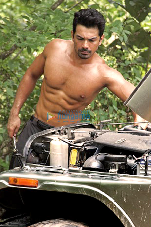 abhinav shukla 20