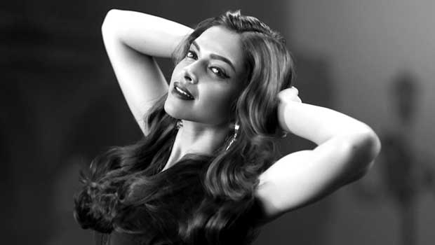 Deepika Padukone’s Glamourous Photoshoot