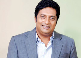 Prakash Raj escapes unhurt after a road accident Prakash Raj escapes unhurt after a road accident