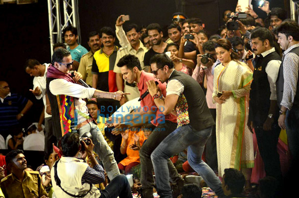 ajay rohit varun at sankalp dahi handi celebration 6