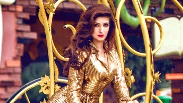 Twinkle Khanna’s Photoshoot For ‘Vogue India’ Magazine