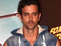 Hrithik Roshan Takes A Dig At Aamir Khan’s Nude PK Poster