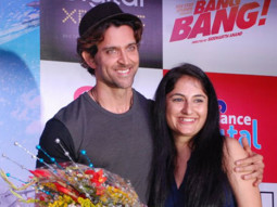 Hrithik Roshan Promotes ‘Bang Bang’ At Reliance Digital Express