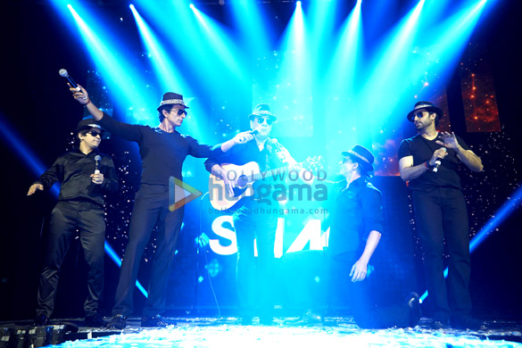 slam the tour performed at vancouver and san jose 34