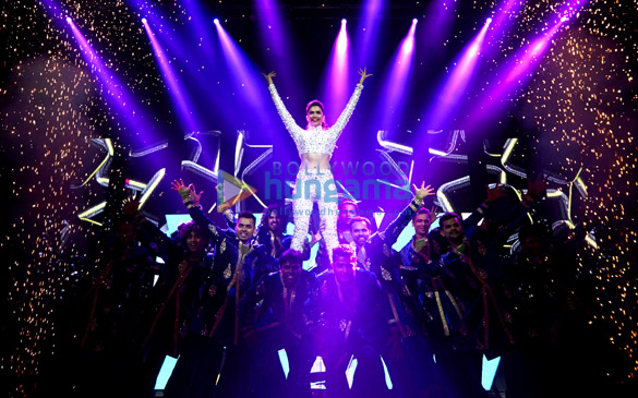 slam the tour performed at vancouver and san jose 20