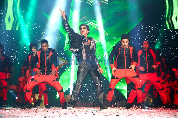 conclusion of shah rukh khans slam the tour in london 6
