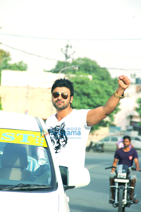 aarya babbar 6