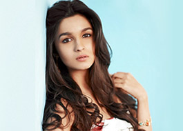 5th kiss in a row for Alia Bhatt in Shaandaar 5th kiss in a row for Alia Bhatt in Shaandaar