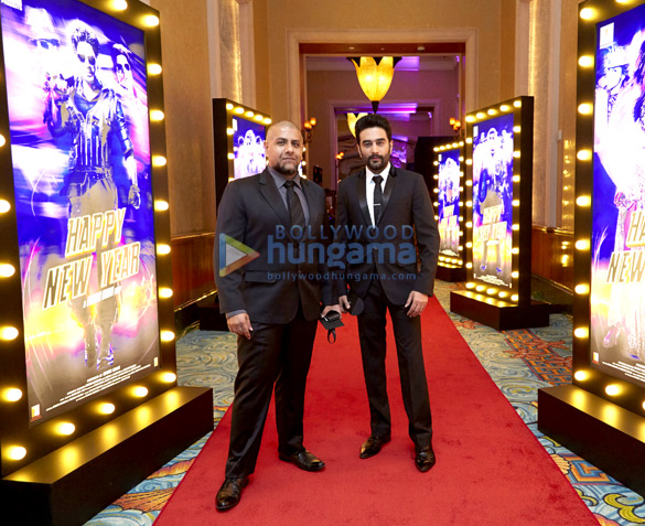 world premiere of happy new year in dubai 12