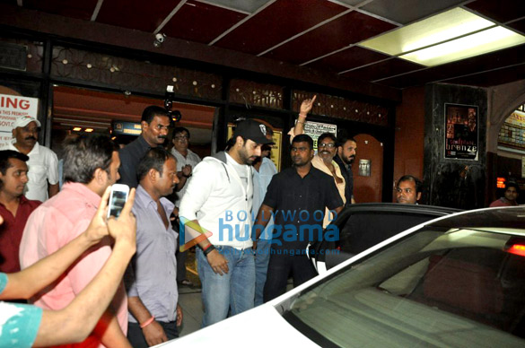 Abhishek Bachchan meets ‘Happy New Year’ patrons at Gaiety Galaxy ...