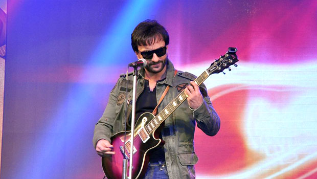 Saif Ali Khan Performs On ‘Paaji Tussi Such’ Song ‘Happy Ending’
