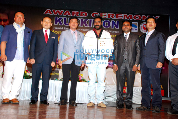 taekwondo masters from korea felicitate ajay devgn 6