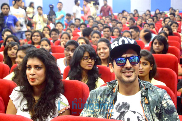 zayed khan tena desai promote sharafat gayi tel lene at sydenham college fest 5