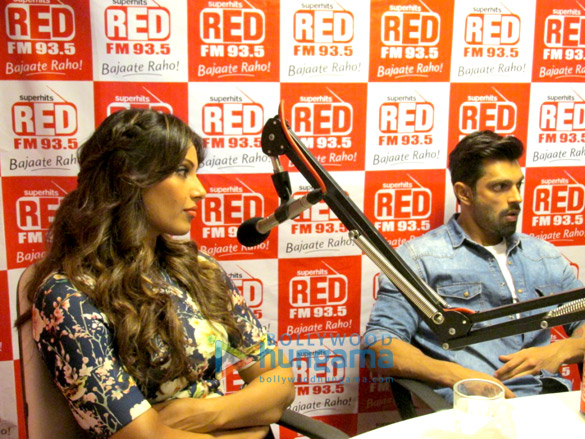 bipasha basu karan singh grover promote alone at 93 5 red fm 5
