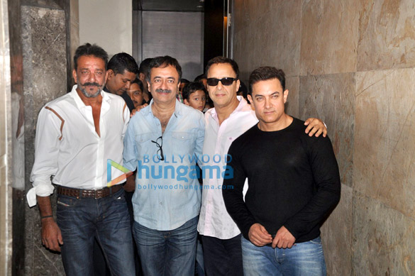 sanjay dutt watches pk with aamir khan 5