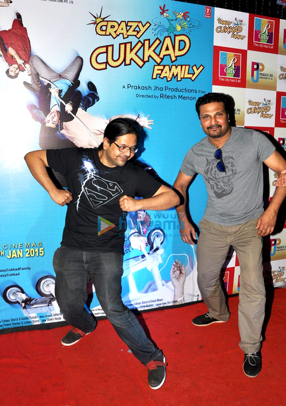 musical promotion of crazy kukkad family at r city mall 8