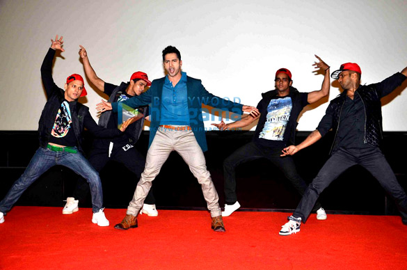 varun dhawan unveils jee karda song from badlapur 4