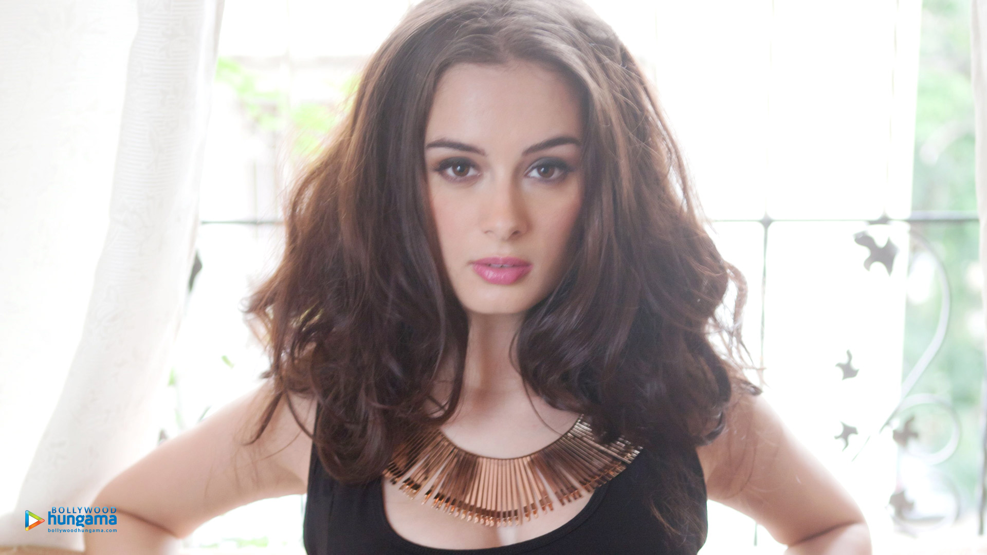Evelyn Sharma Evelyn Sharma