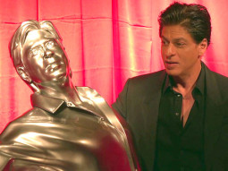 Shah Rukh Khan Reacts On His First Life Size 3D Printed Model