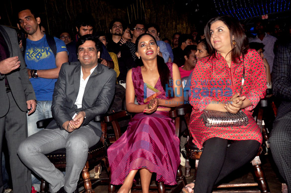 farah khan unveils the first look music of mrs scooter 8