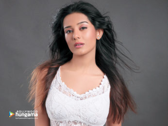 Celeb Wallpapers Of Amrita Rao