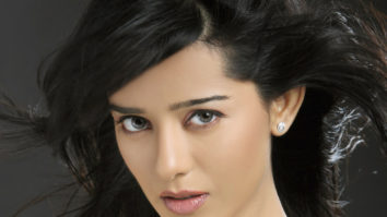 Celeb Wallpapers Of Amrita Rao