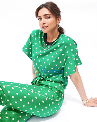 Celebs Photos Of Deepika Padukone