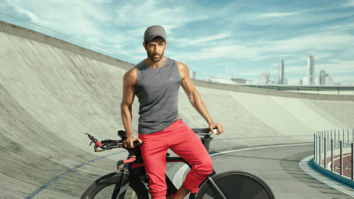 Celeb Wallpapers Of Hrithik Roshan