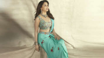 Celeb Wallpapers Of Madhuri Dixit