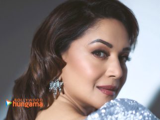 Celeb Wallpapers Of Madhuri Dixit