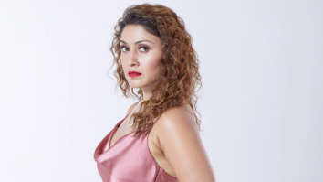 Celebrity wallpaper of Manjari Fadnnis