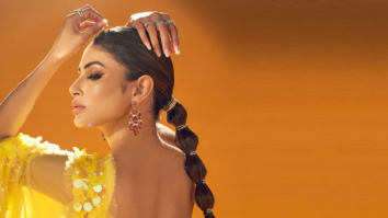 Celeb Wallpapers Of Mouni Roy
