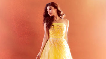 Celeb Wallpapers Of Mouni Roy