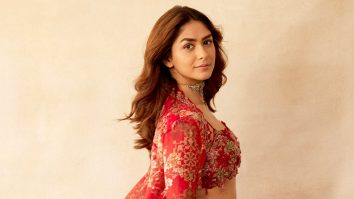 Celeb Wallpapers Of Mrunal Thakur