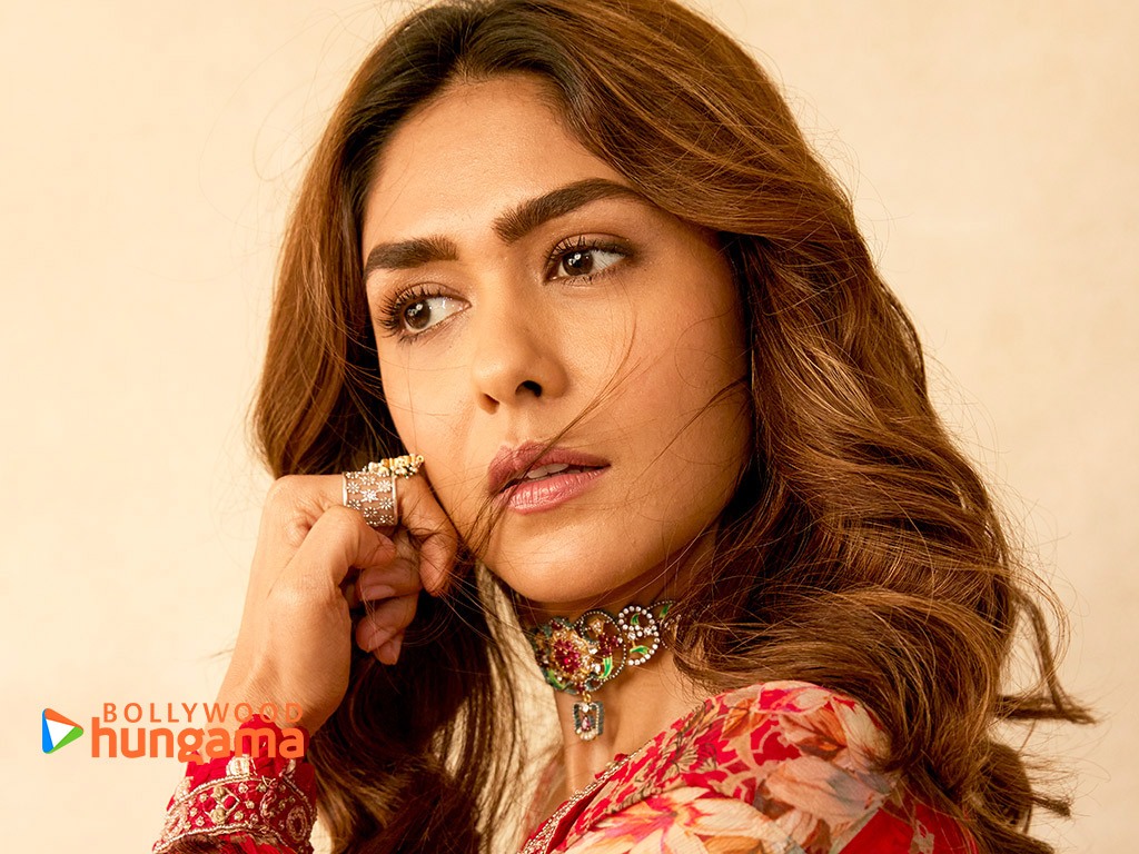 Mrunal Thakur Mrunal Thakur