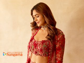 Celeb Wallpapers Of Mrunal Thakur