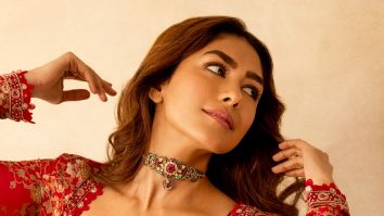 Celeb Wallpapers Of Mrunal Thakur