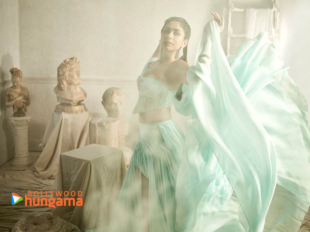 Mrunal Thakur