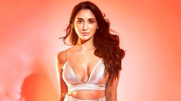Celebrity wallpaper of Nikita Dutta