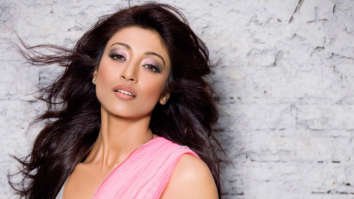 Celeb Wallpapers Of Paoli Dam