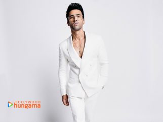 Celebrity wallpaper of Pulkit Samrat