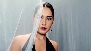 Celebrity wallpaper of Raashii Khanna