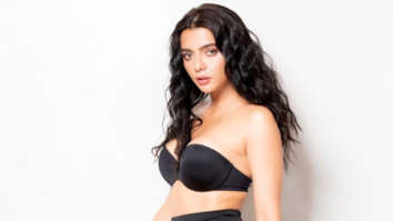 Celebrity wallpapers of Ruhi Singh