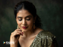 Celebrity wallpapers of Sonali Kulkarni