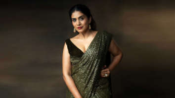 Celebrity wallpapers of Sonali Kulkarni