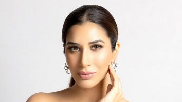 Sophie Choudry
